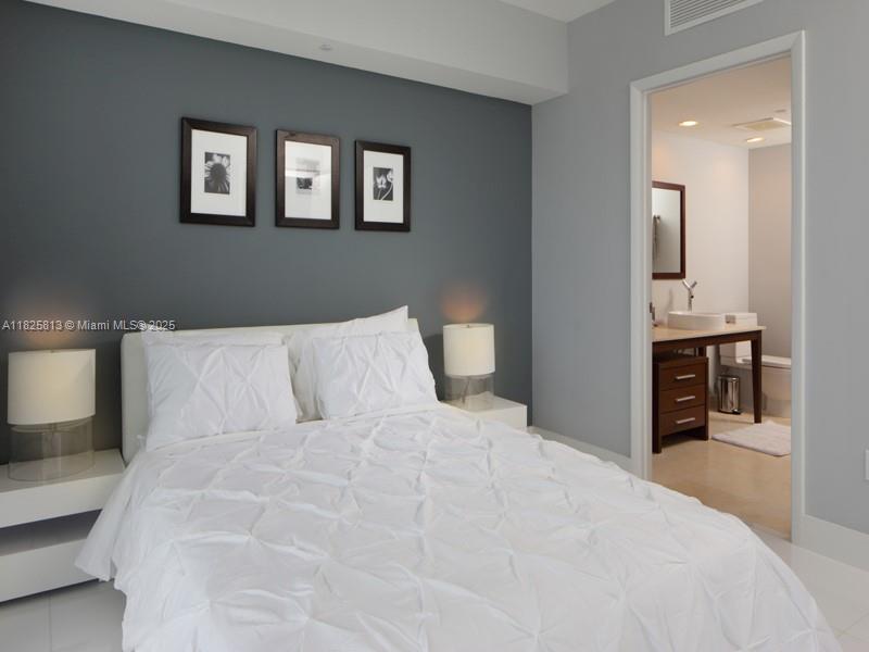 ICON BRICKELL NO TWO - Residential