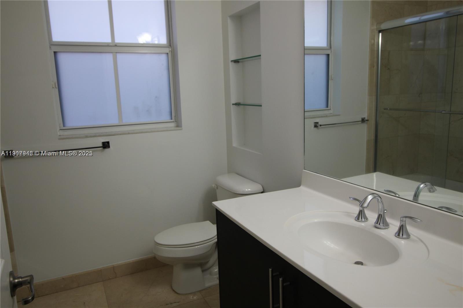 VINTAGE ESTATES - Residential Lease