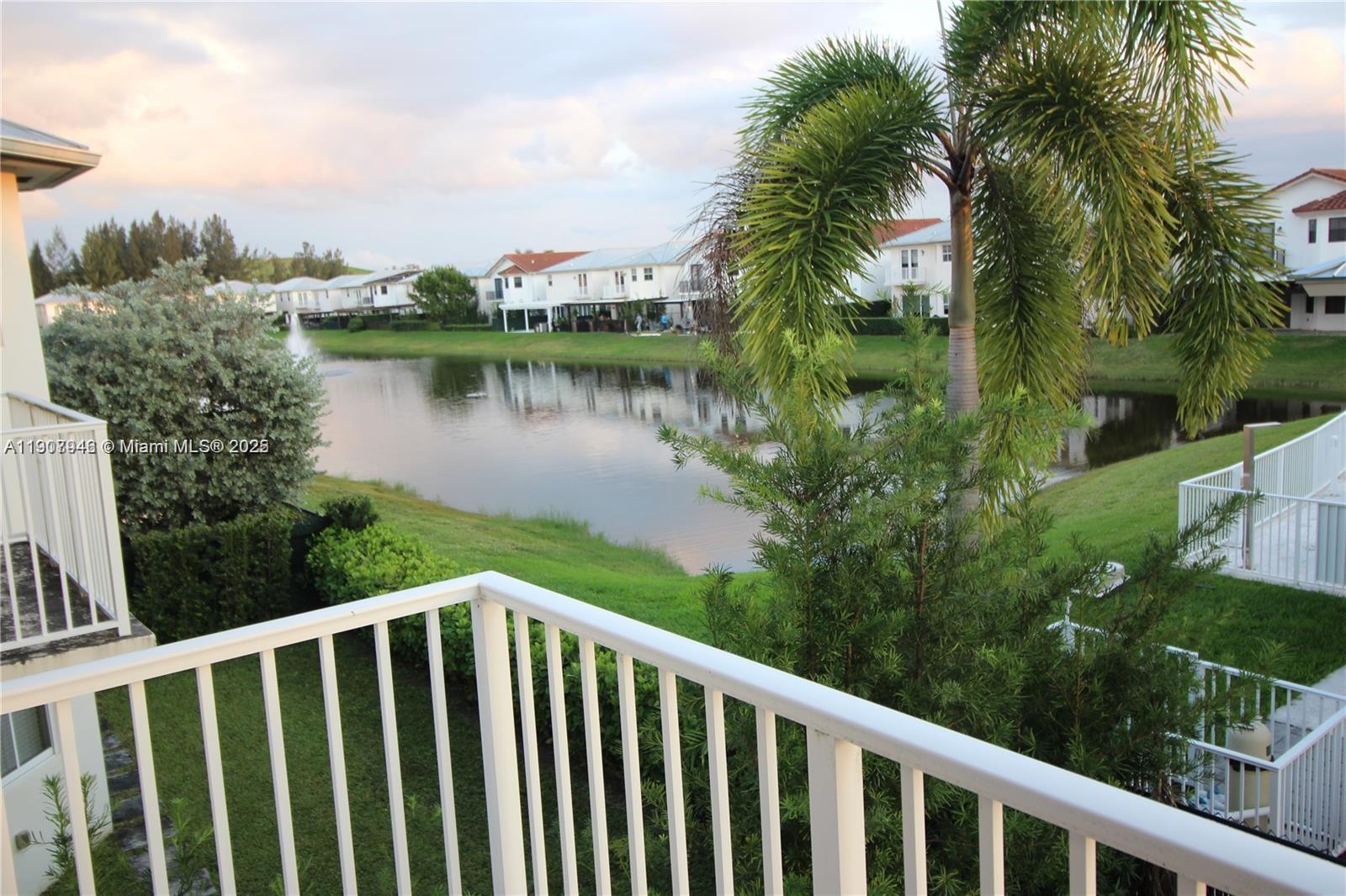 VINTAGE ESTATES - Residential Lease