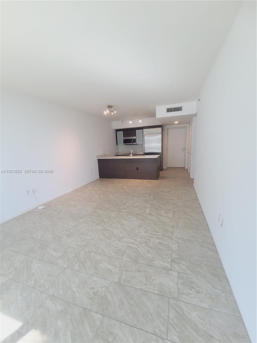 500 BRICKELL AVE 2608