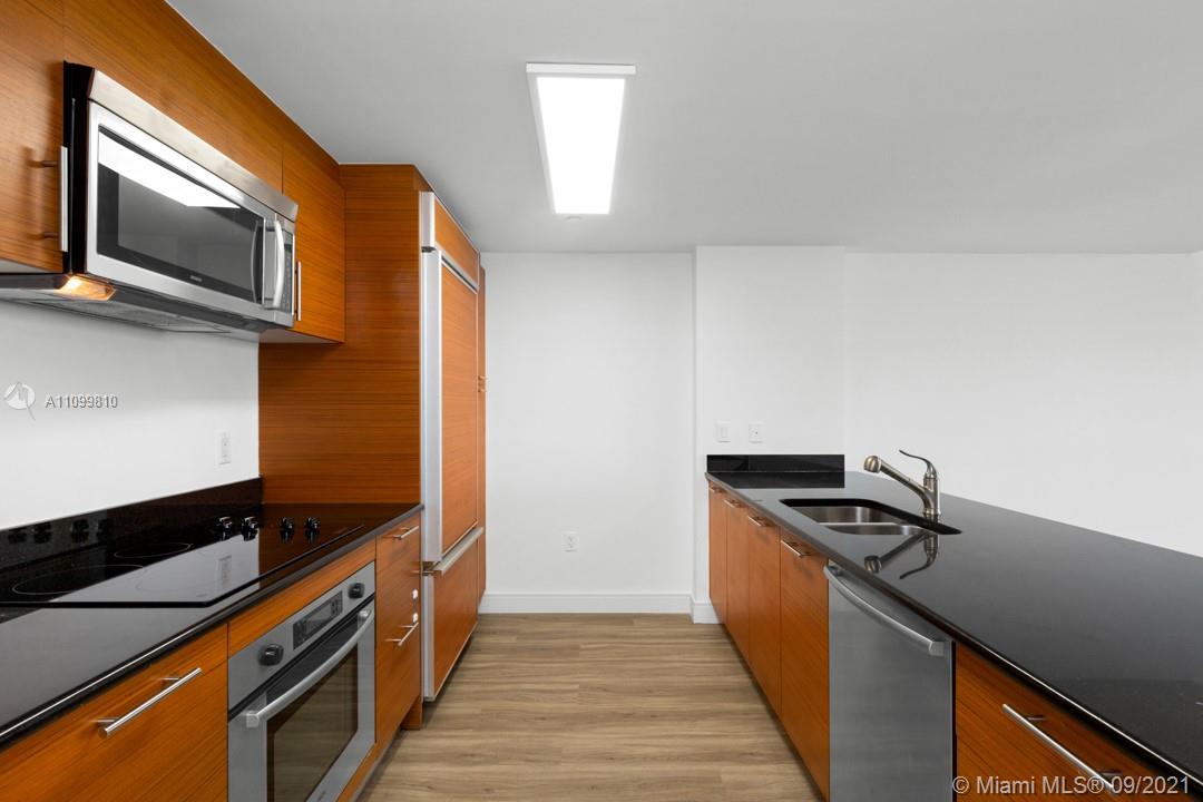 50 BISCAYNE CONDO - Residential Lease