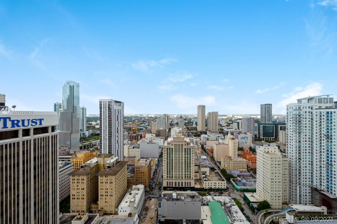 50 BISCAYNE CONDO - Residential Lease