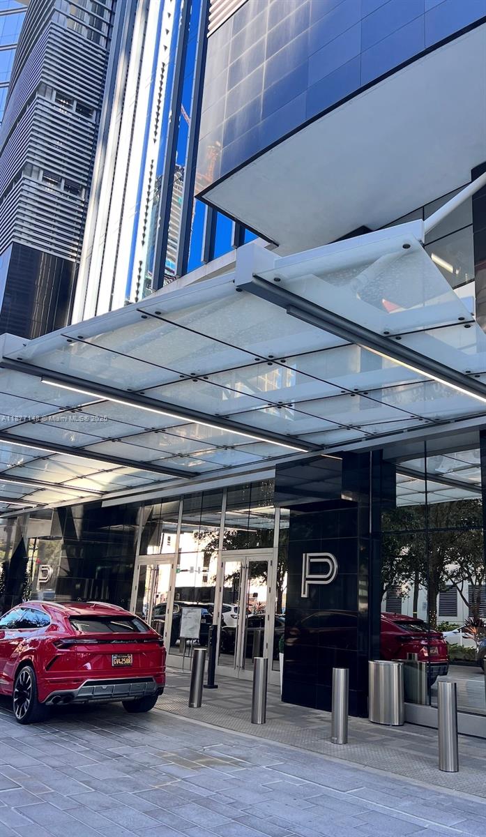 PARAMOUNT MIAMI WORLDCENTE - Residential