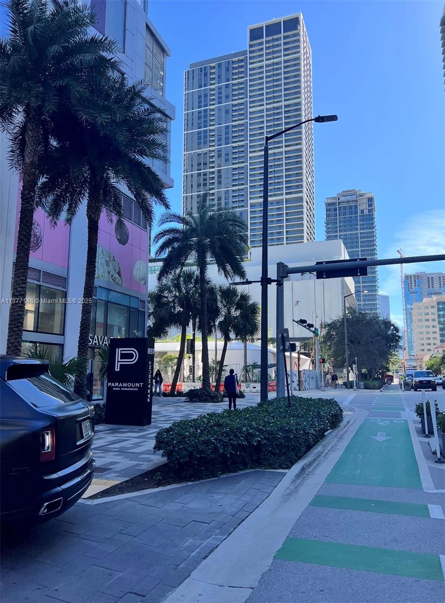 PARAMOUNT MIAMI WORLDCENTE - Residential