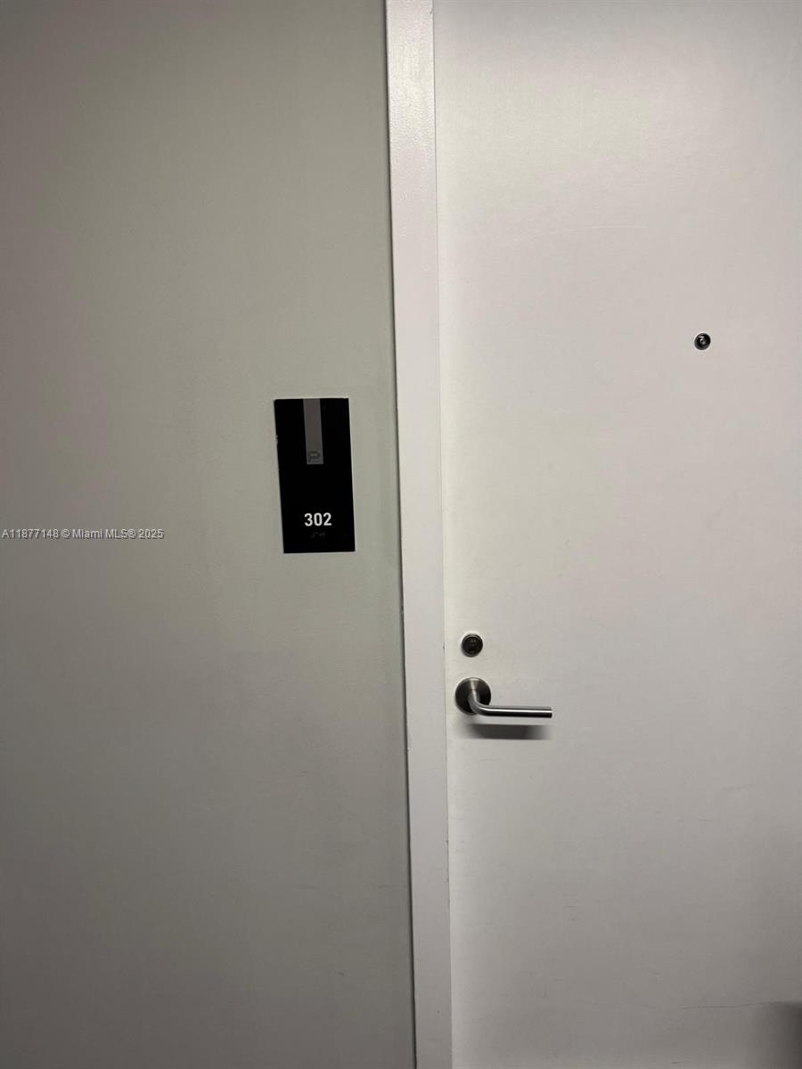 PARAMOUNT MIAMI WORLDCENTE - Residential