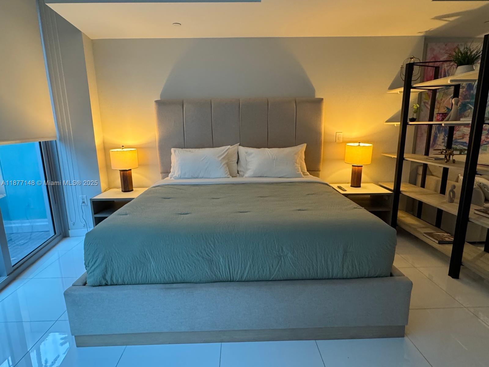 PARAMOUNT MIAMI WORLDCENTE - Residential