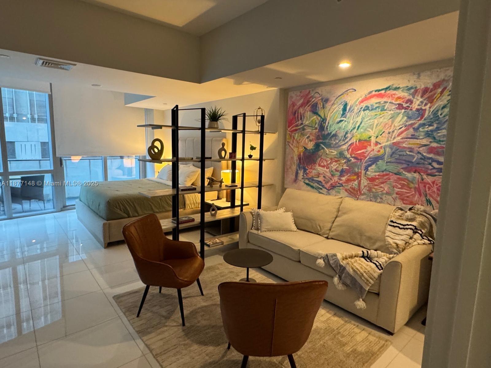 PARAMOUNT MIAMI WORLDCENTE - Residential