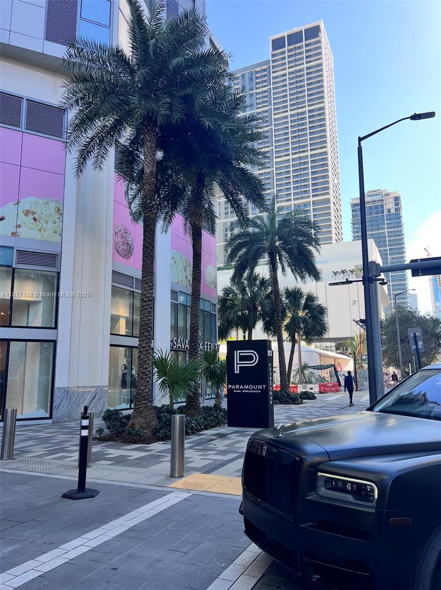 PARAMOUNT MIAMI WORLDCENTE - Residential