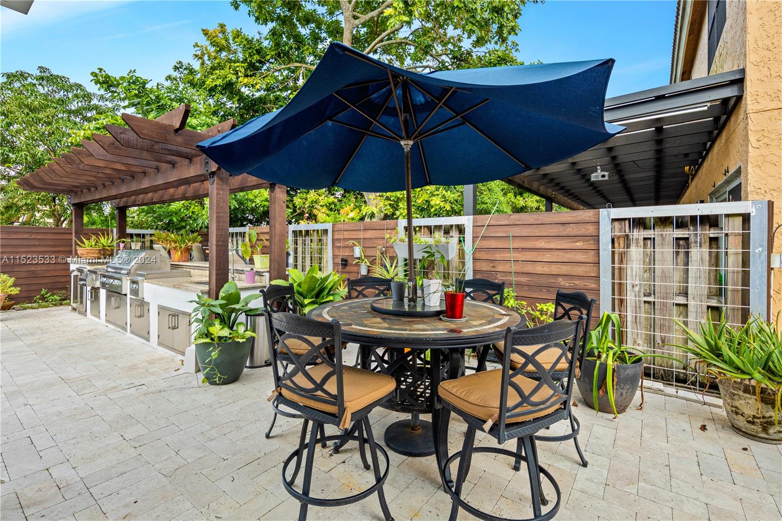 CINNAMON PLACE IV - Residential