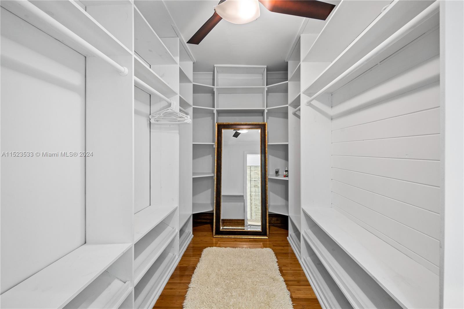 CINNAMON PLACE IV - Residential