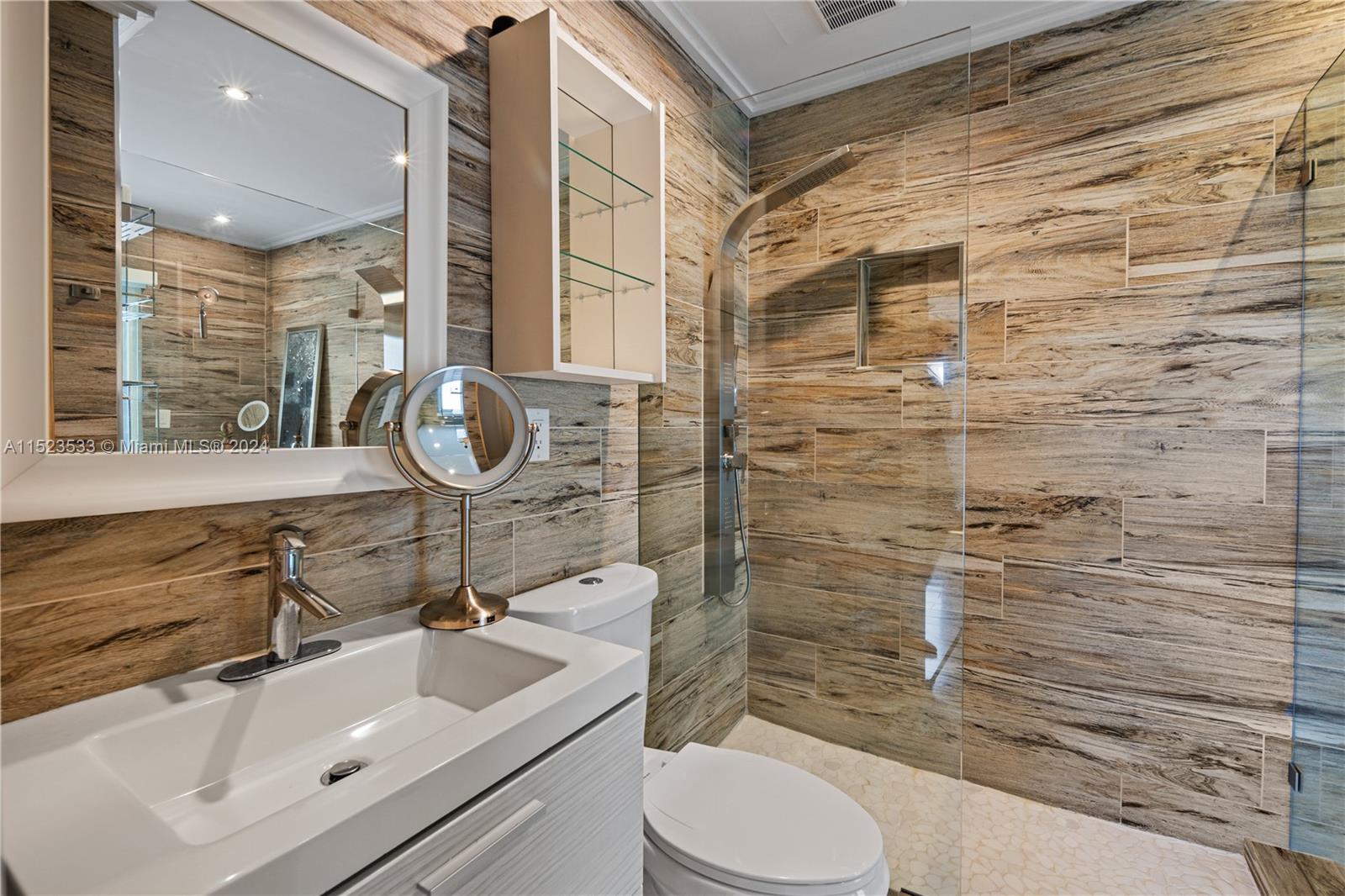CINNAMON PLACE IV - Residential