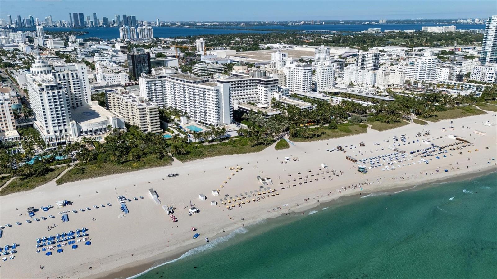 THE DECOPLAGE CONDO - Residential