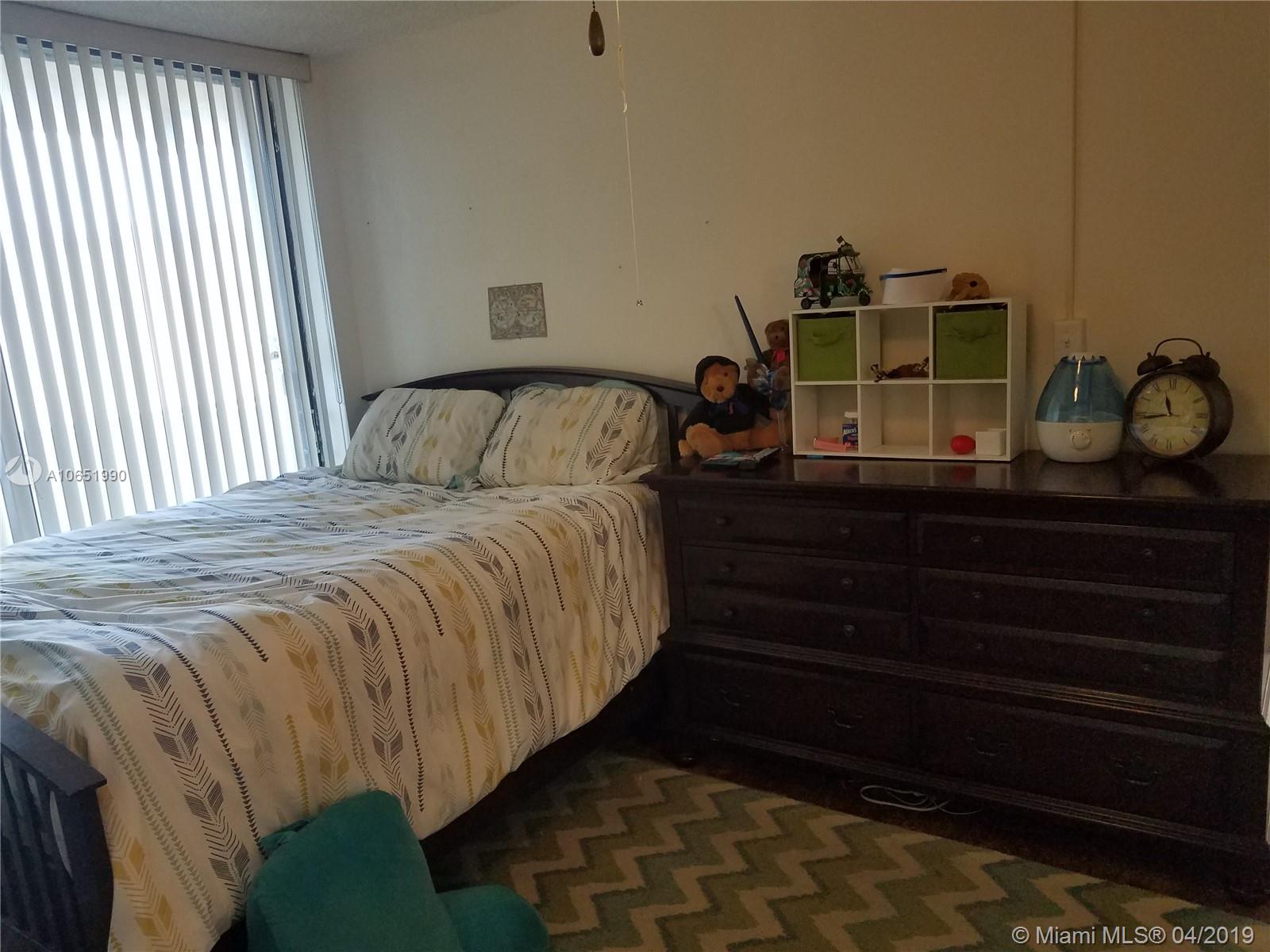 WINDWOOD CONDO - Residential