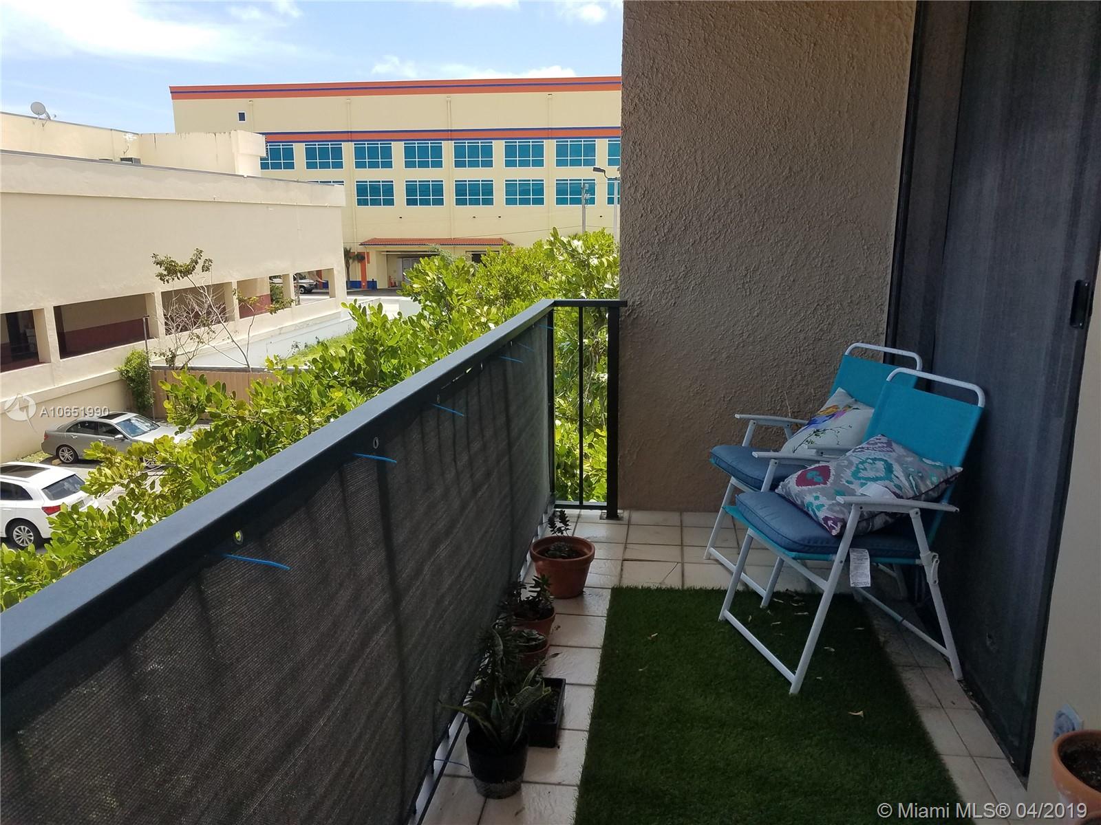 WINDWOOD CONDO - Residential