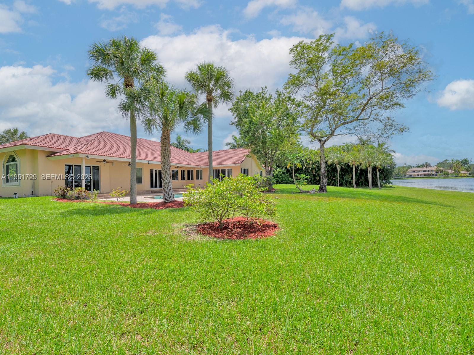 WINDMILL RANCH ESTATES - Residential