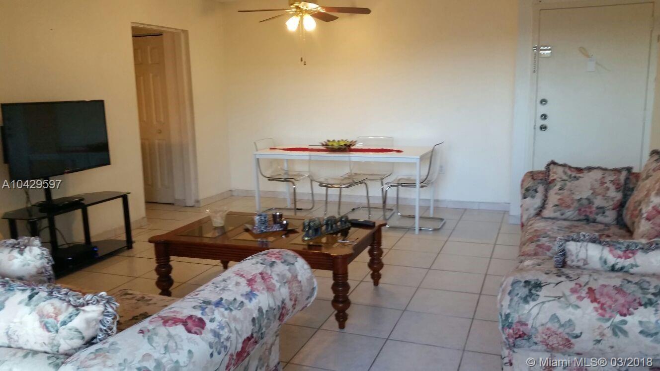 TWIN EXECUTIVE TOWERS CON - Residential Lease