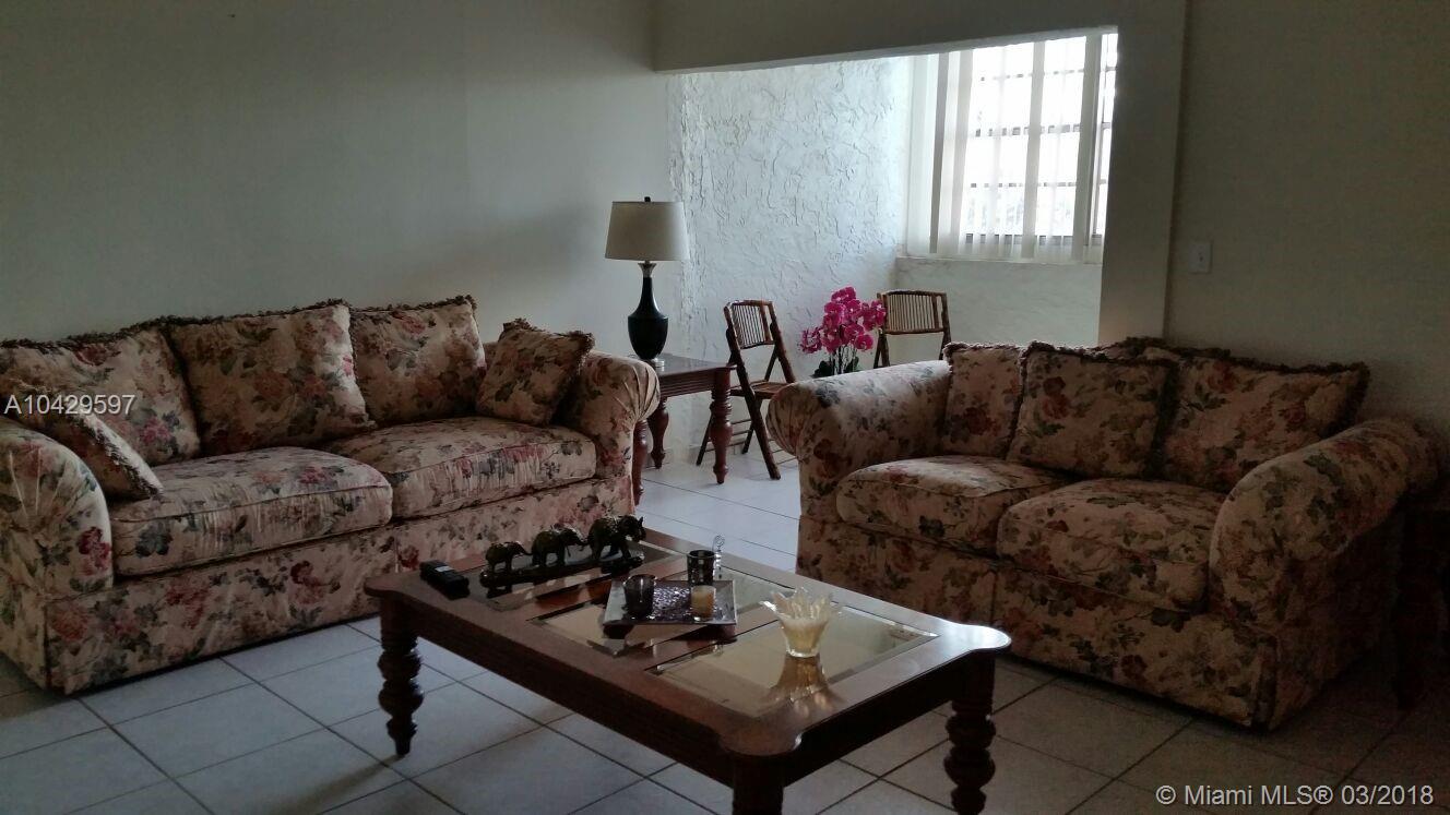 TWIN EXECUTIVE TOWERS CON - Residential Lease