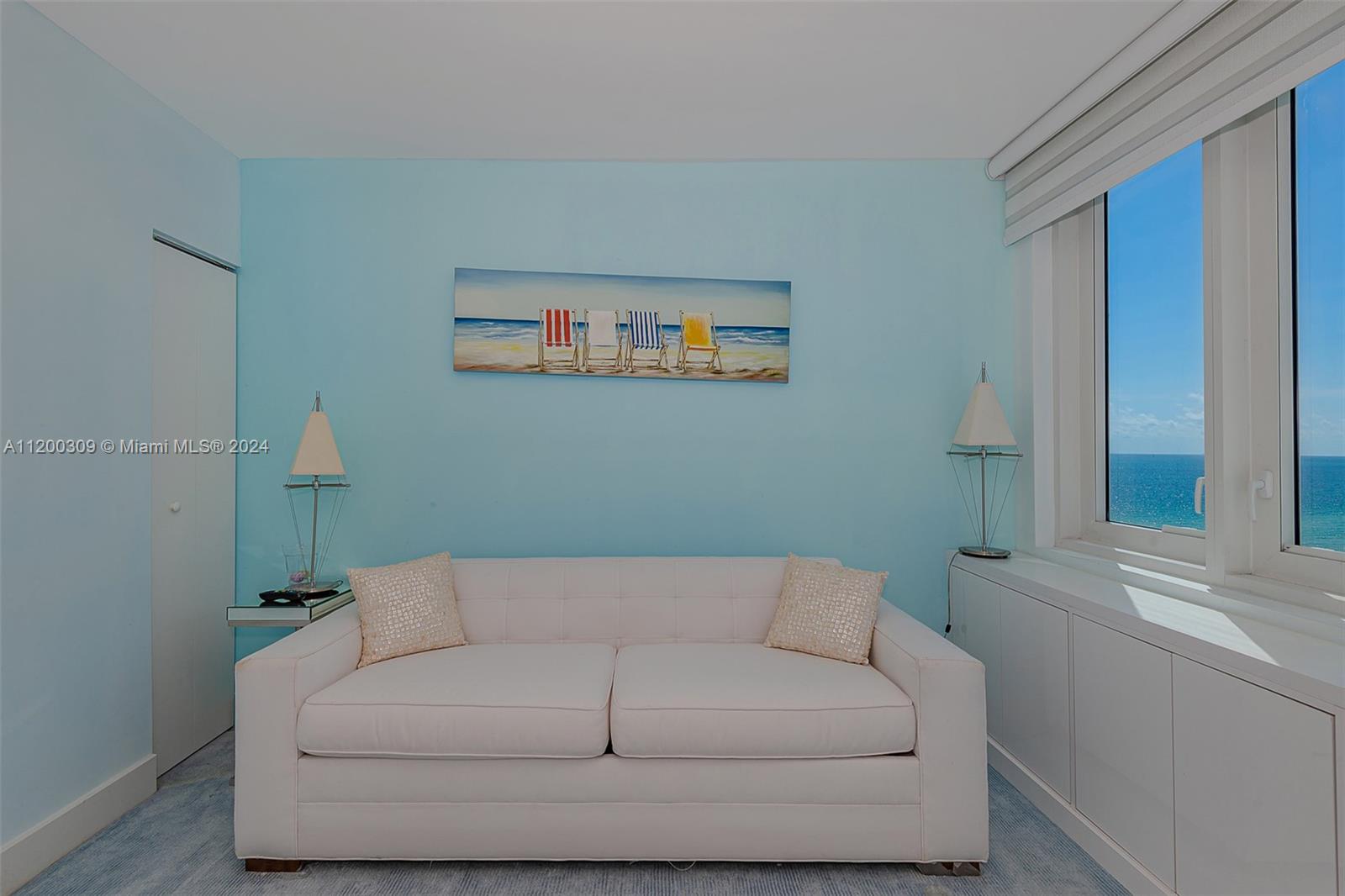 RONEY PALACE CONDO - Residential Lease