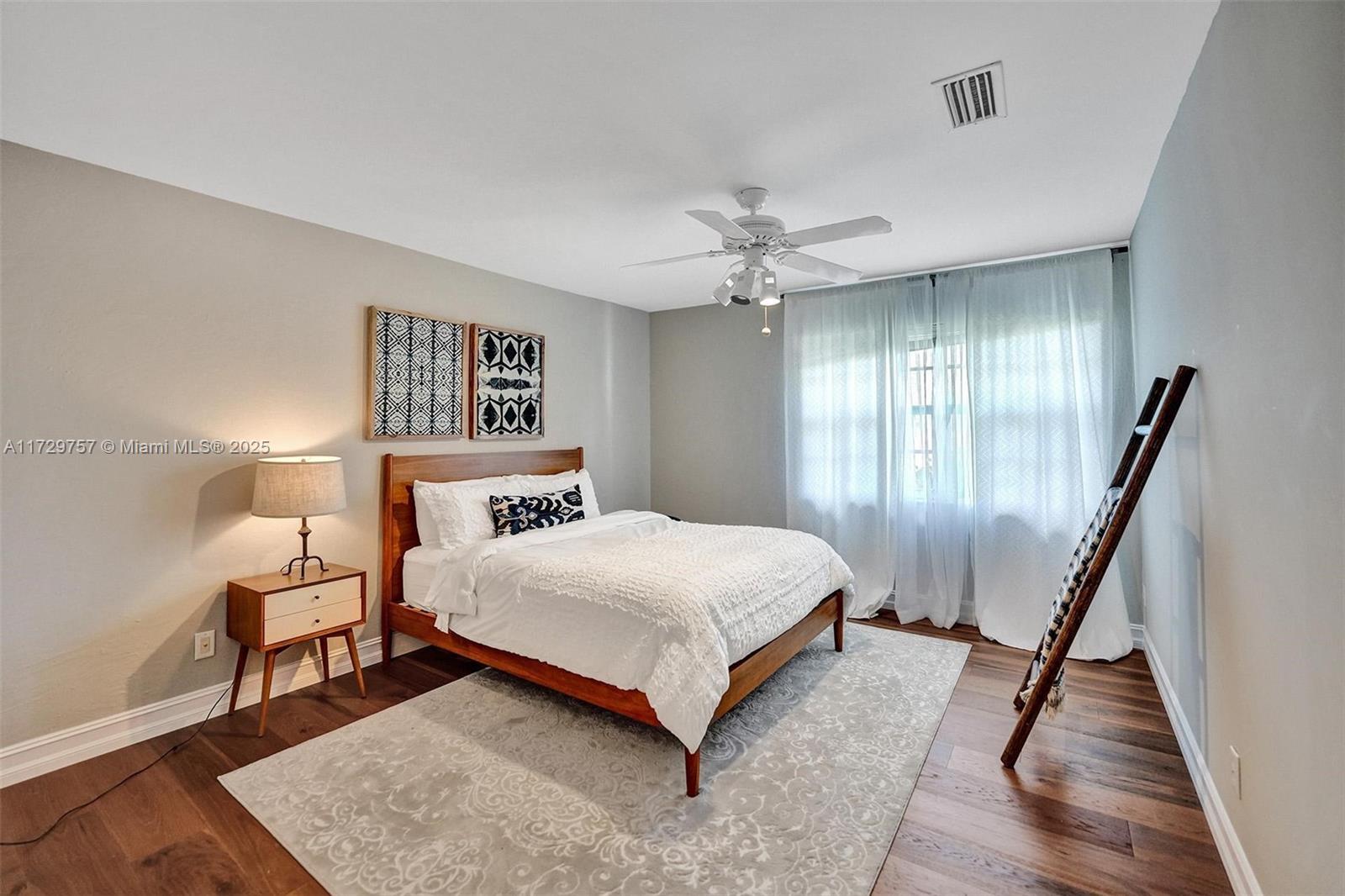 TAMARRON - Residential Lease