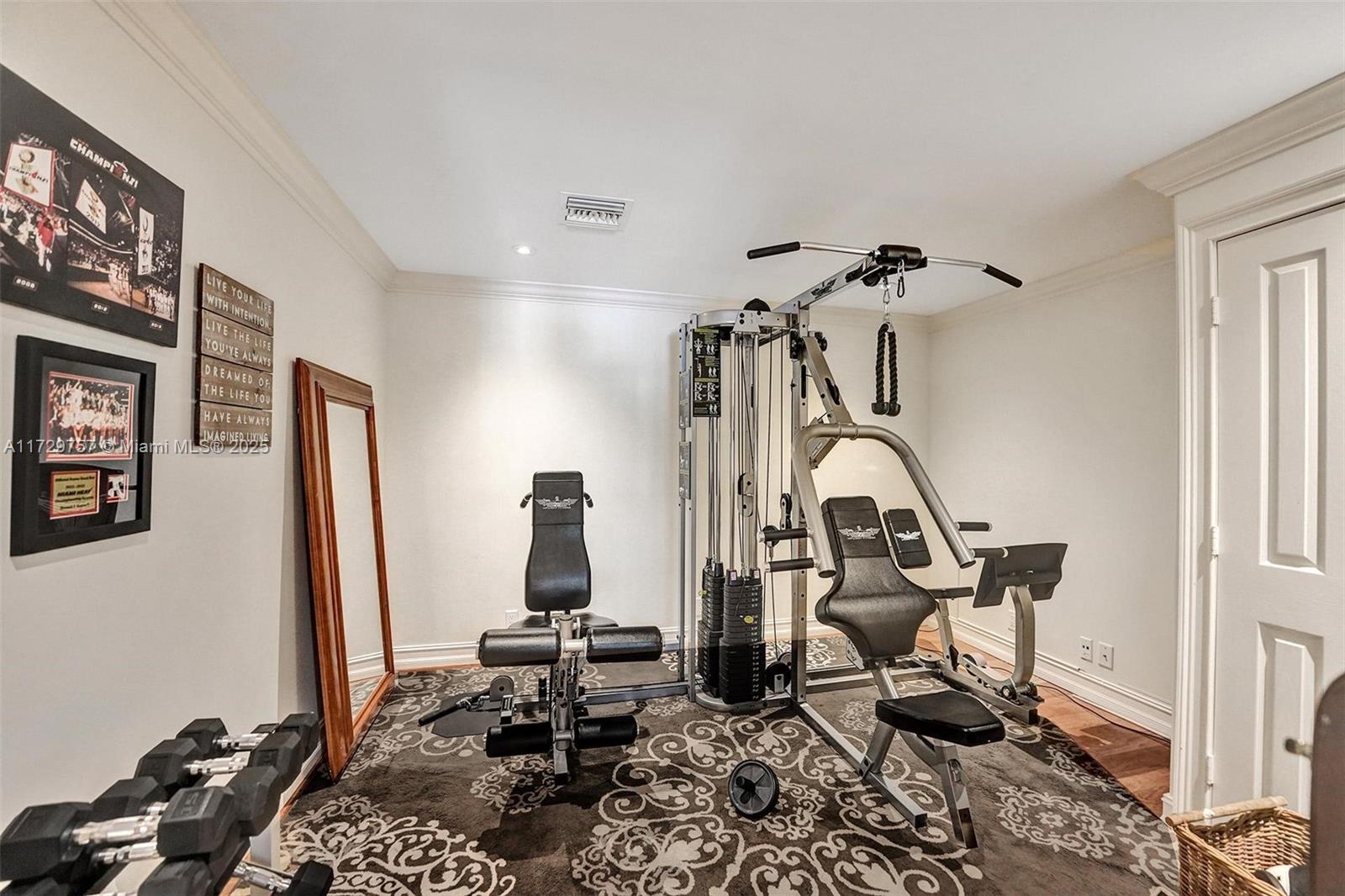 TAMARRON - Residential Lease