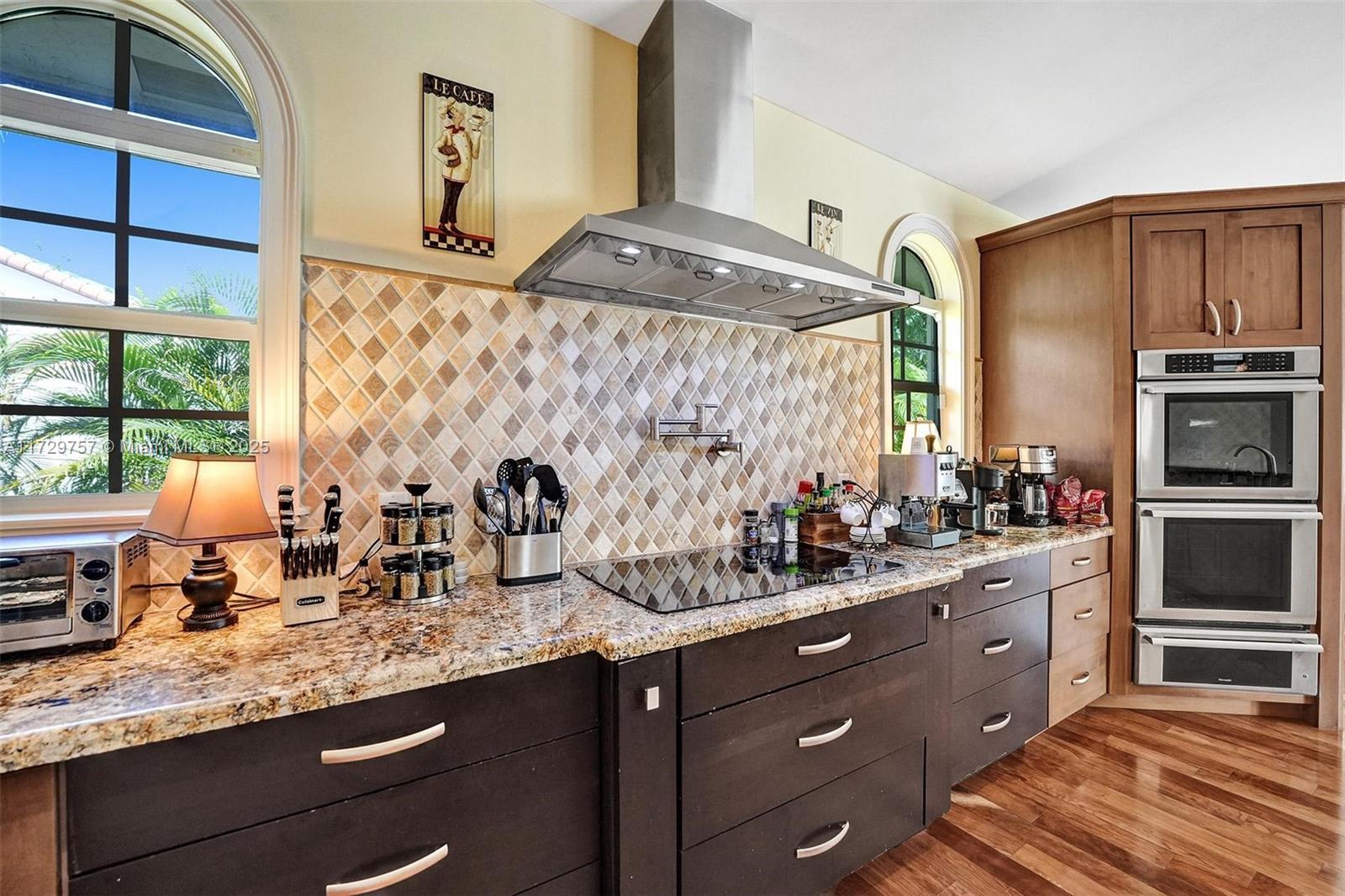 TAMARRON - Residential Lease