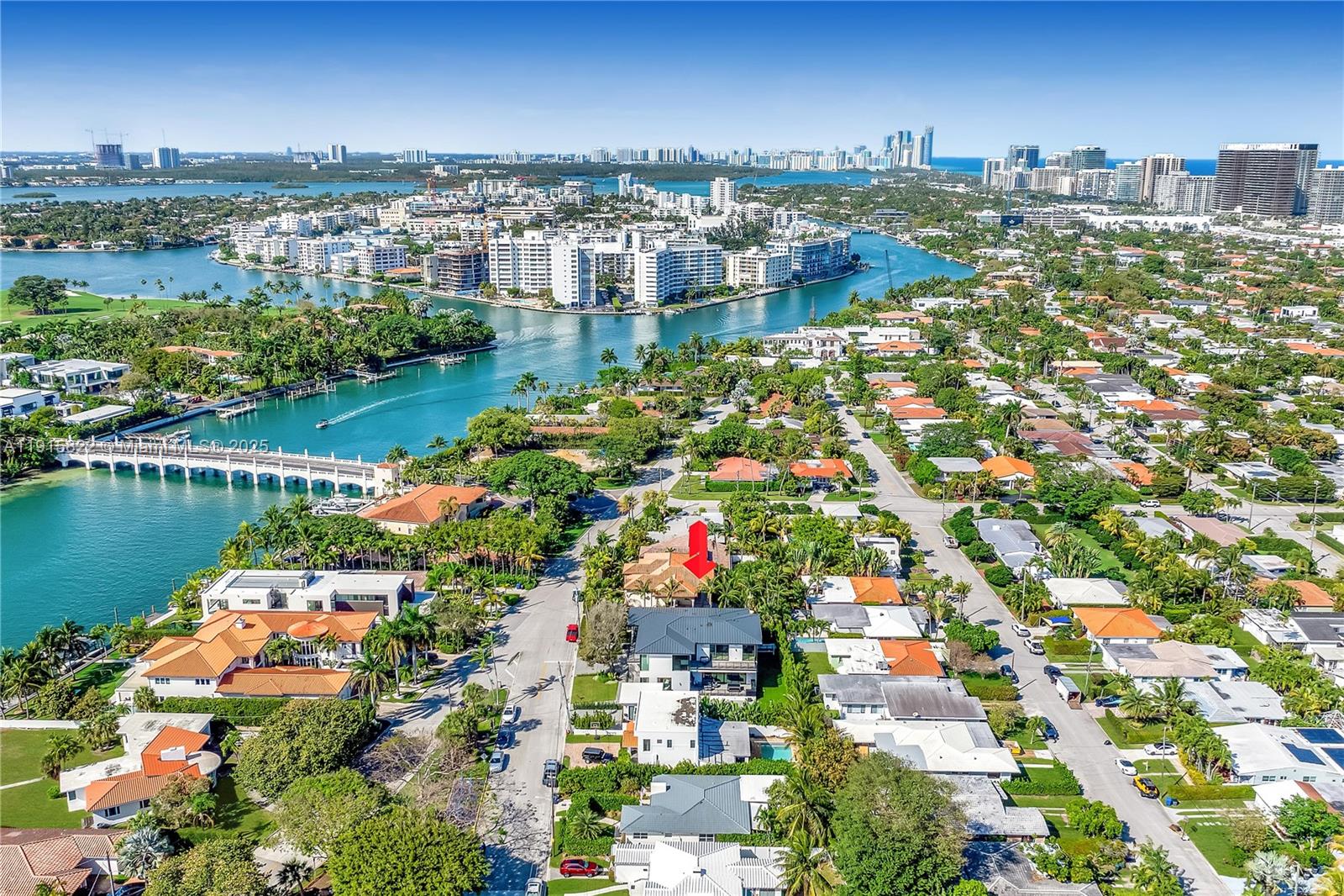 ALTOS DEL MAR NO 4 - Residential