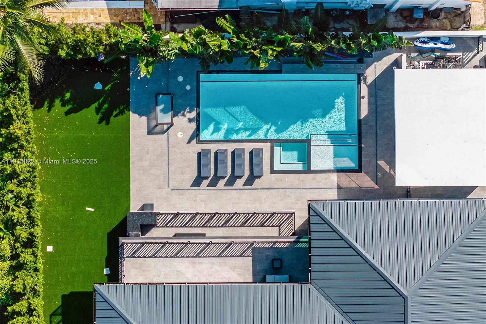 ALTOS DEL MAR NO 4 - Residential