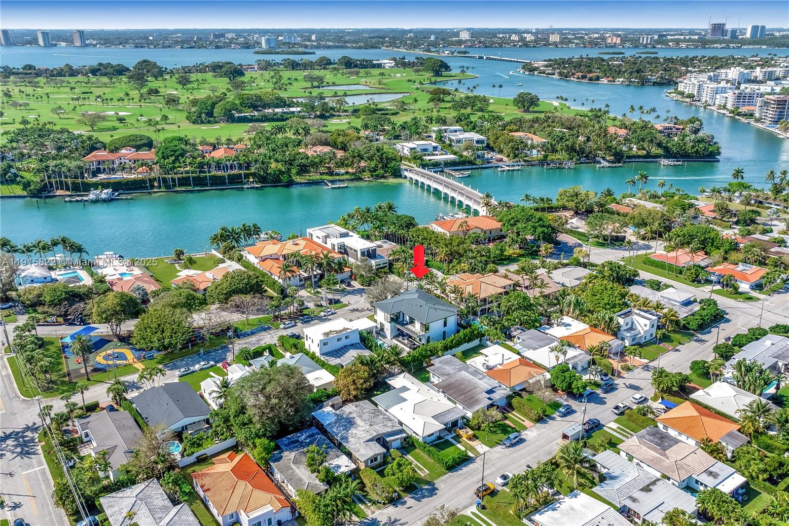 ALTOS DEL MAR NO 4 - Residential