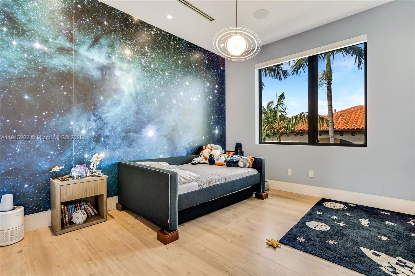 ALTOS DEL MAR NO 4 - Residential