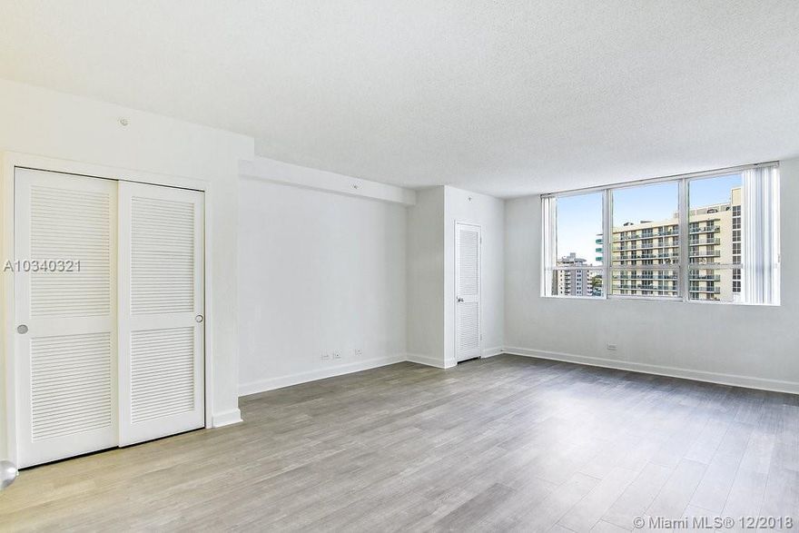 4 WEEKS FREE AND $80 PARKING IF MOVE IN BY 2/23/18 Welcome to Miami Beach's most exciting residential community, Flamingo South Beach. Unit faces the parking garage and has limited view. The interior features wood floors, modern kitchen with Stainless Steal appliances and granite counters. Community amenities include a fitness center, 2 resort style bay front pools surrounded by cabanas, lounge chairs and a tiki bar, a BBQ area and beach volleyball. 1 month + $1,000 deposit to move in.*No Balcony* AVAILABLE 6/13