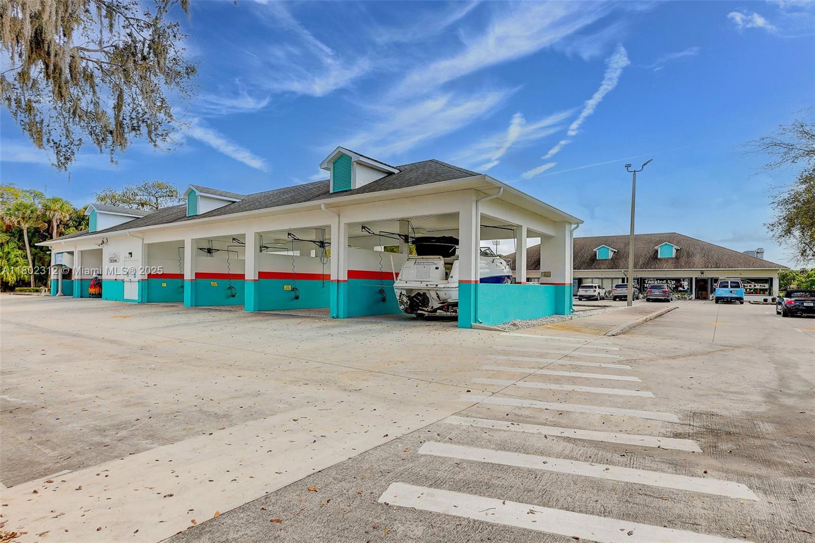 Prime investment opotunity in fort Myers , high visibility shopping center with stable occupancy and diverse tenant mix. Located in a high-GROWTH AREA WITH strong traffic. Ideal for investors seeking steady income and long-term
Value.