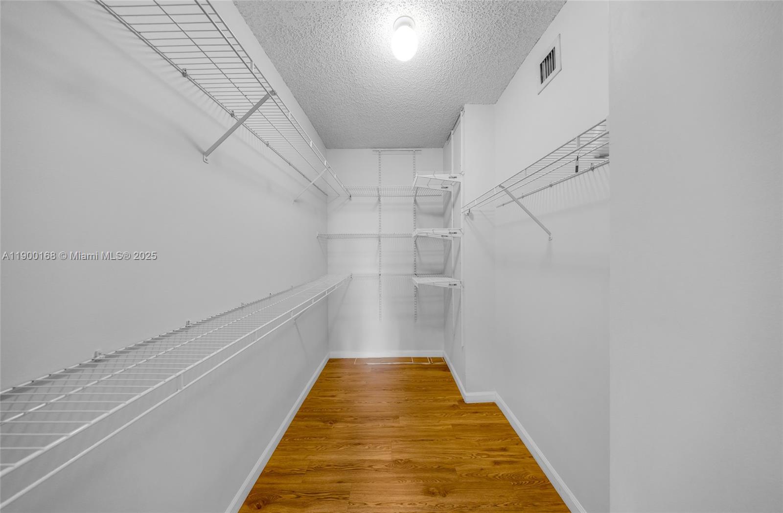 PORTO BELLAGIO CONDO - Residential