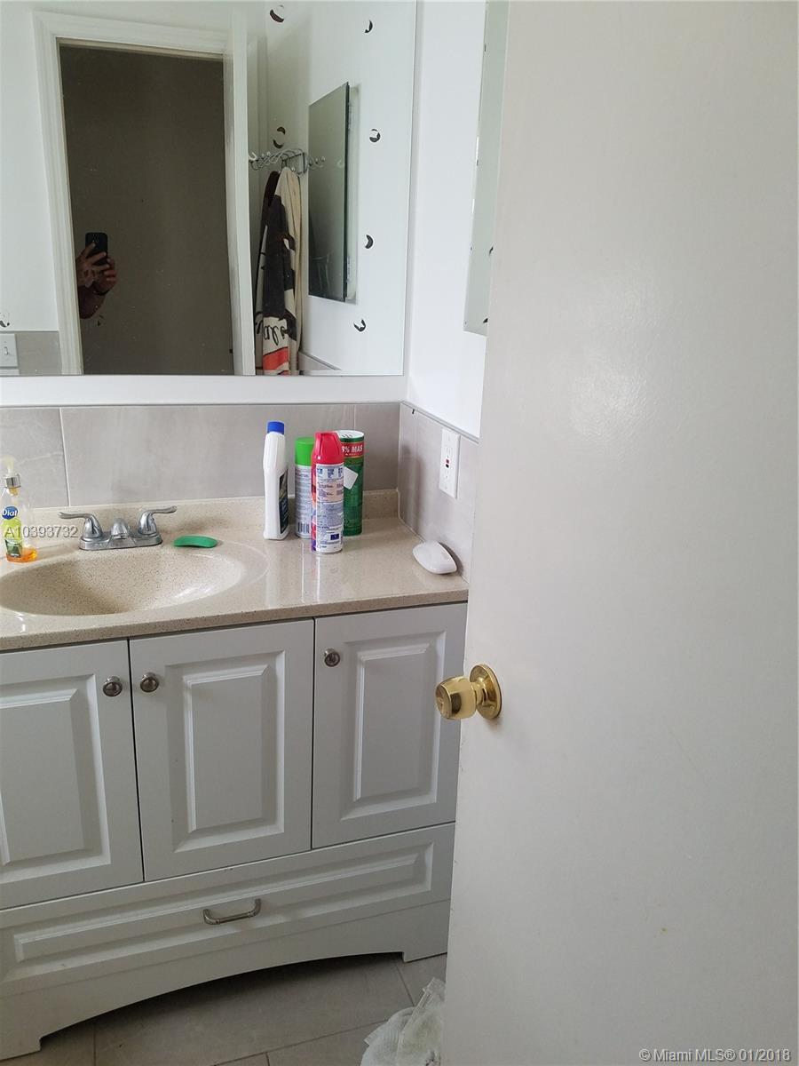 CORONET VISTA CONDO - Residential Lease