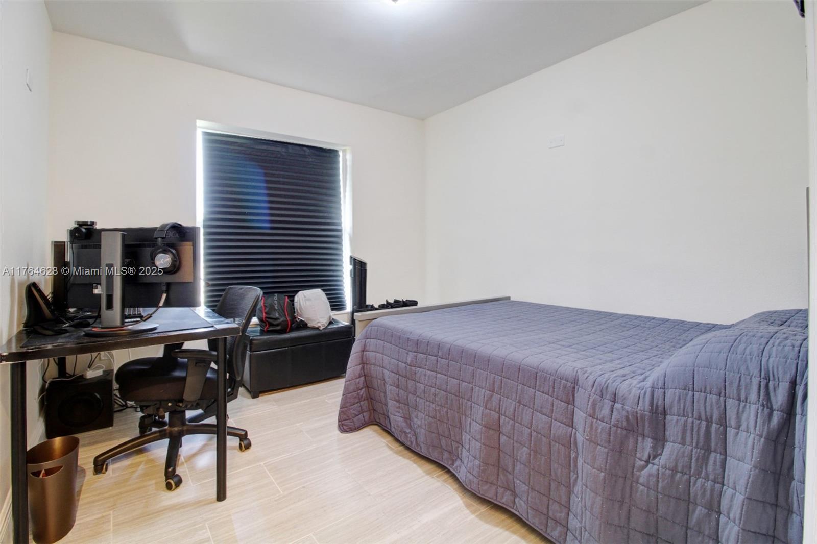 FAIRWAY ESTATES SEC FOUR - Residential