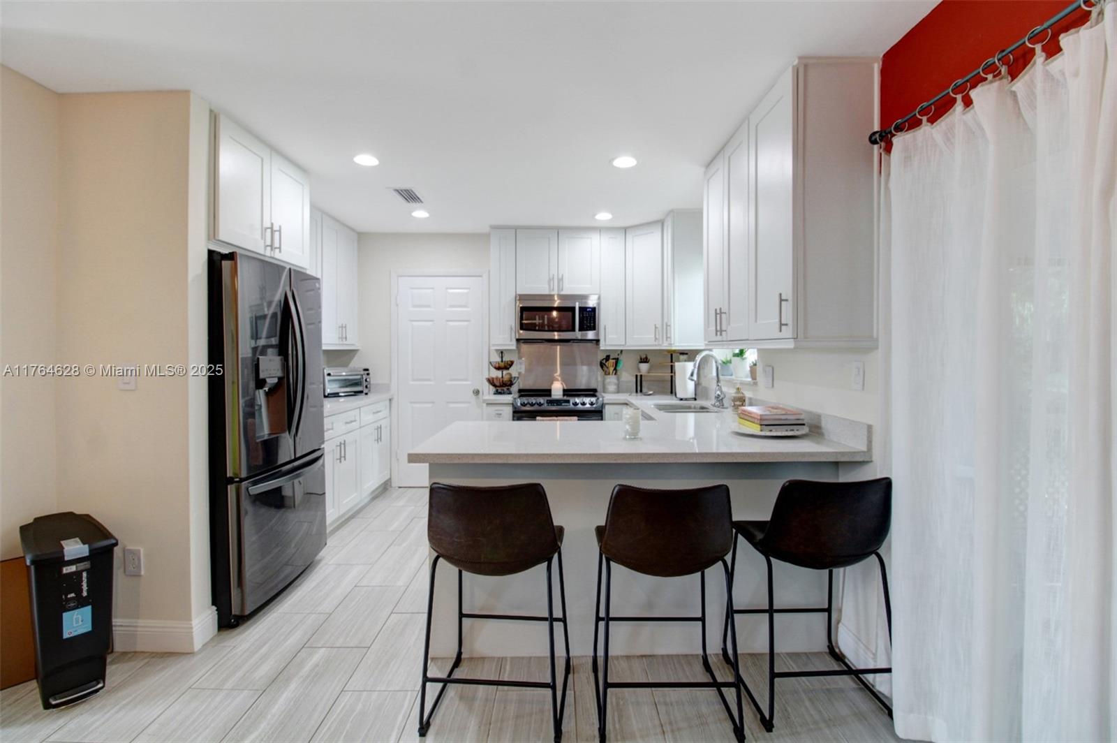FAIRWAY ESTATES SEC FOUR - Residential