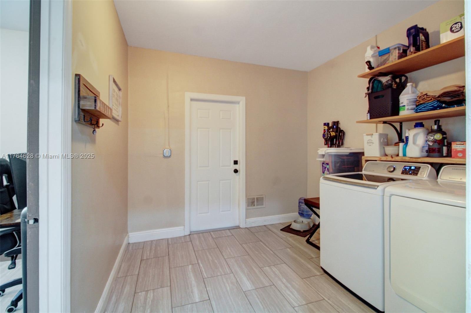 FAIRWAY ESTATES SEC FOUR - Residential