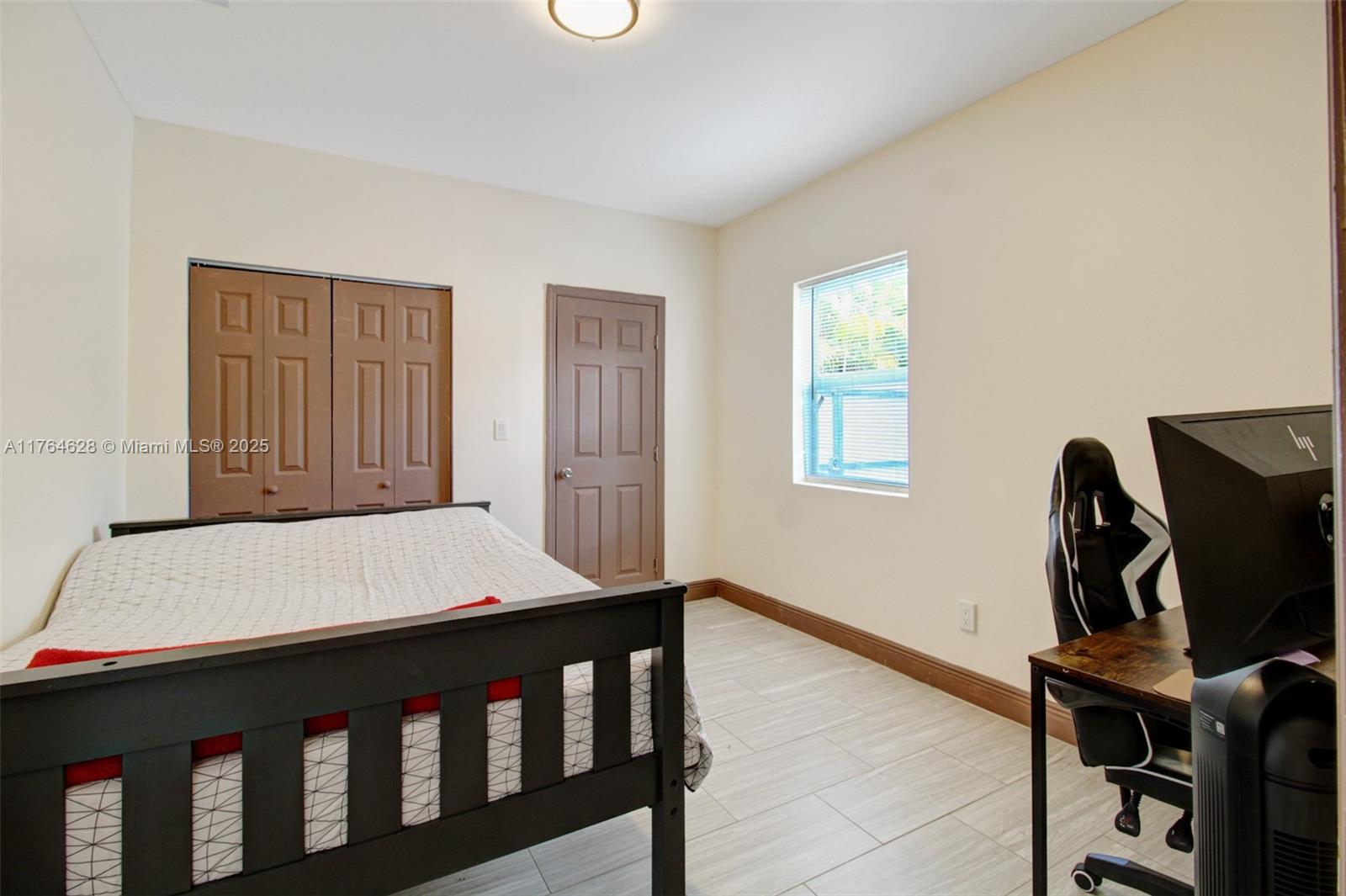 FAIRWAY ESTATES SEC FOUR - Residential