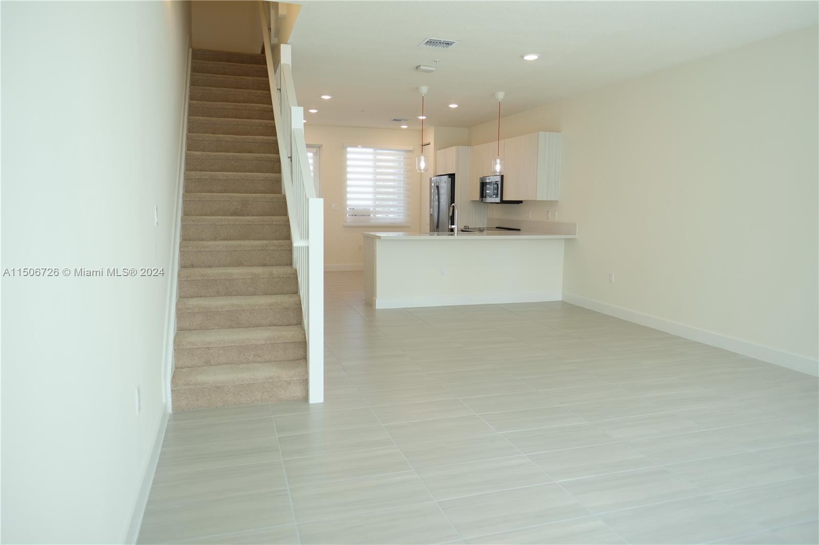 LANDMARK AT DORAL CONDO N - Residential Lease