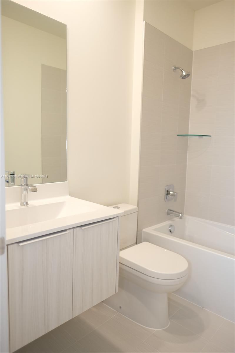 LANDMARK AT DORAL CONDO N - Residential Lease