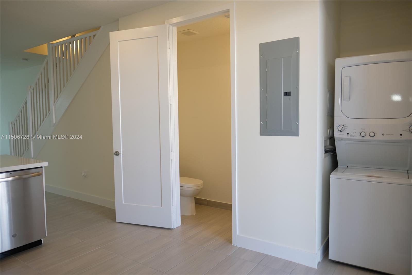 LANDMARK AT DORAL CONDO N - Residential Lease