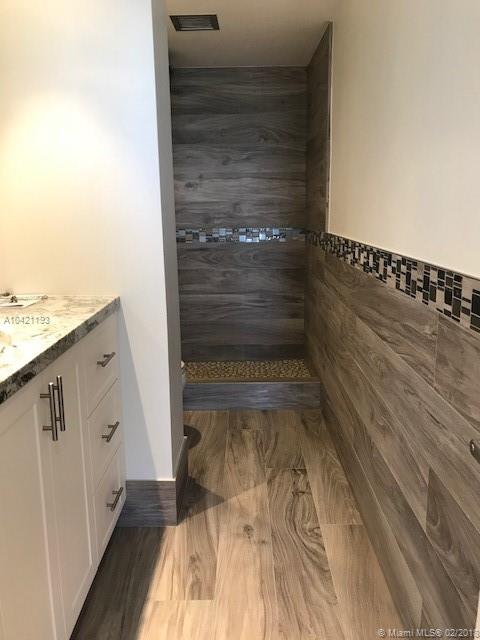 HILLCREST EAST 24 CONDO - Residential