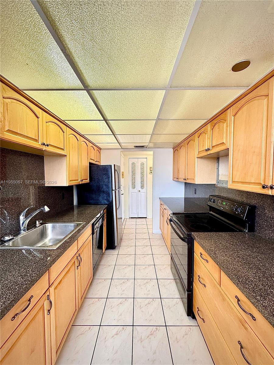 PARK PLACE CONDOMINIUM NO - Residential