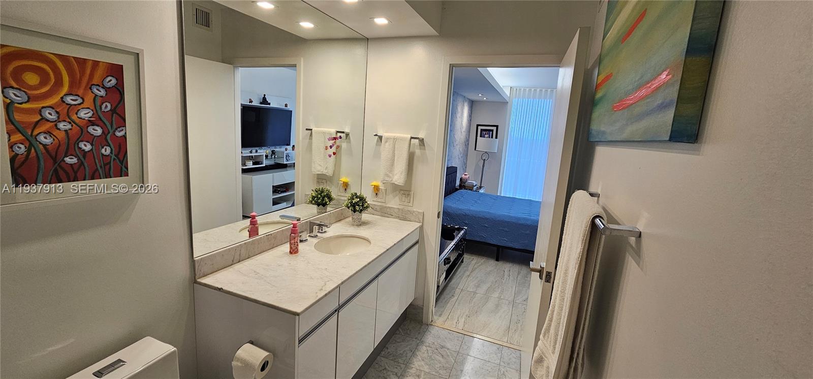 ONE ISLAND PLACE CONDO II - Residential