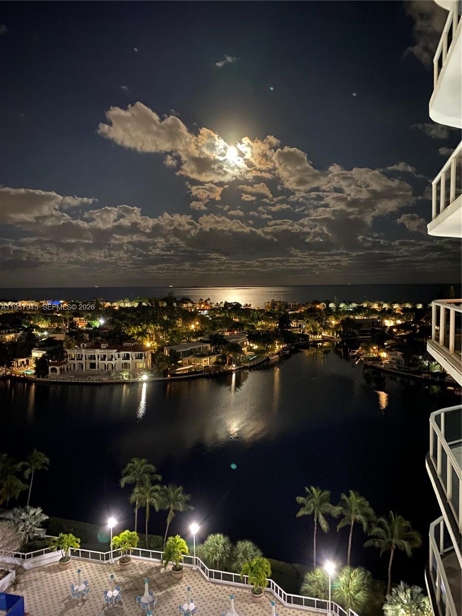 ONE ISLAND PLACE CONDO II - Residential