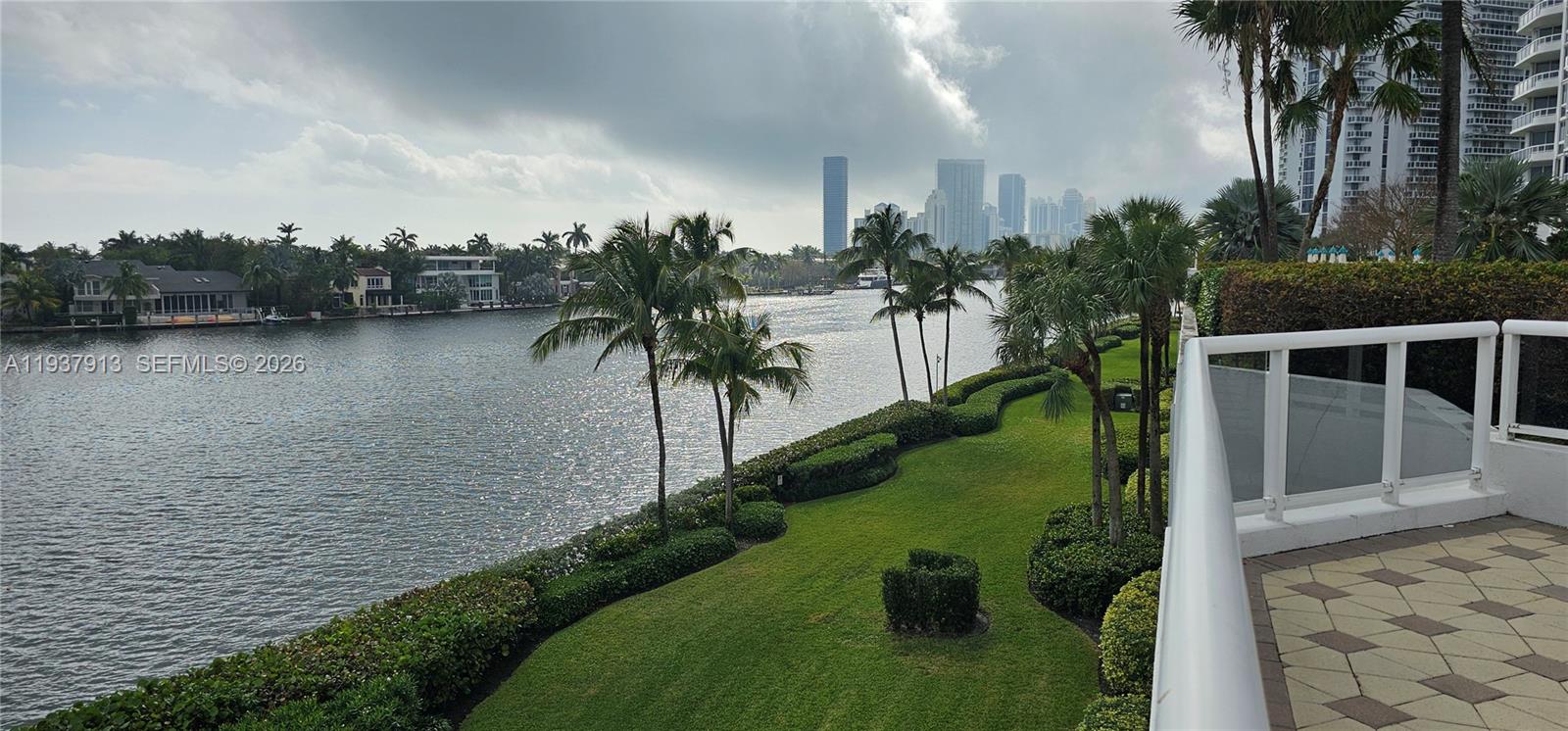 ONE ISLAND PLACE CONDO II - Residential