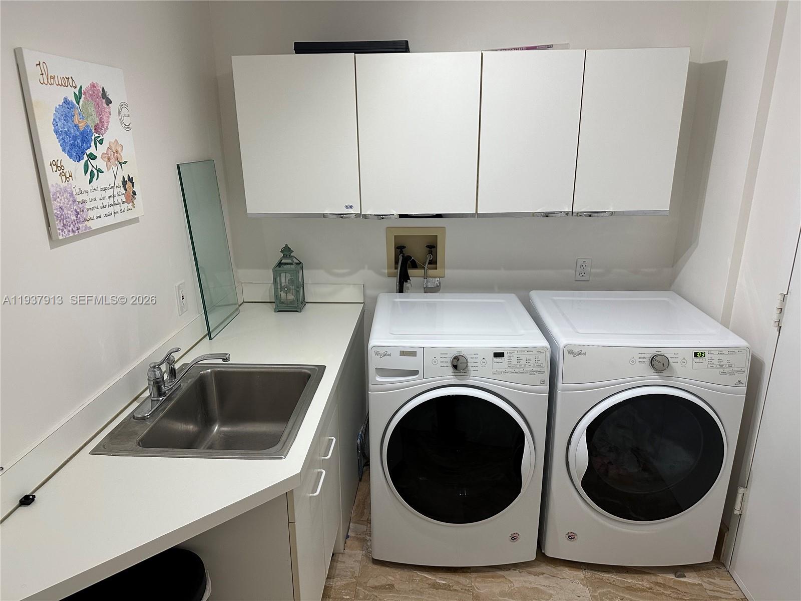 ONE ISLAND PLACE CONDO II - Residential