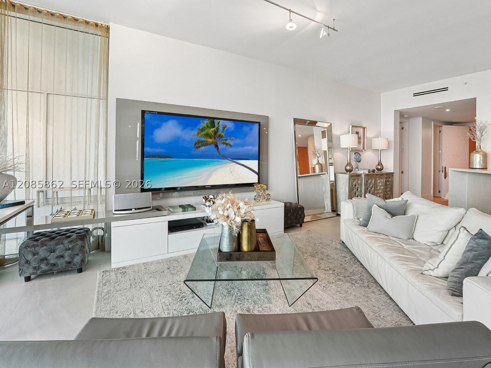 10295 Collins Ave 2306