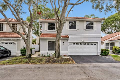 880 Garnet Cir Weston FL 33326