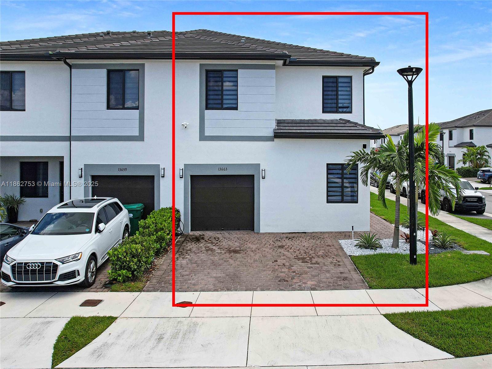 13663 SW 158th Ave