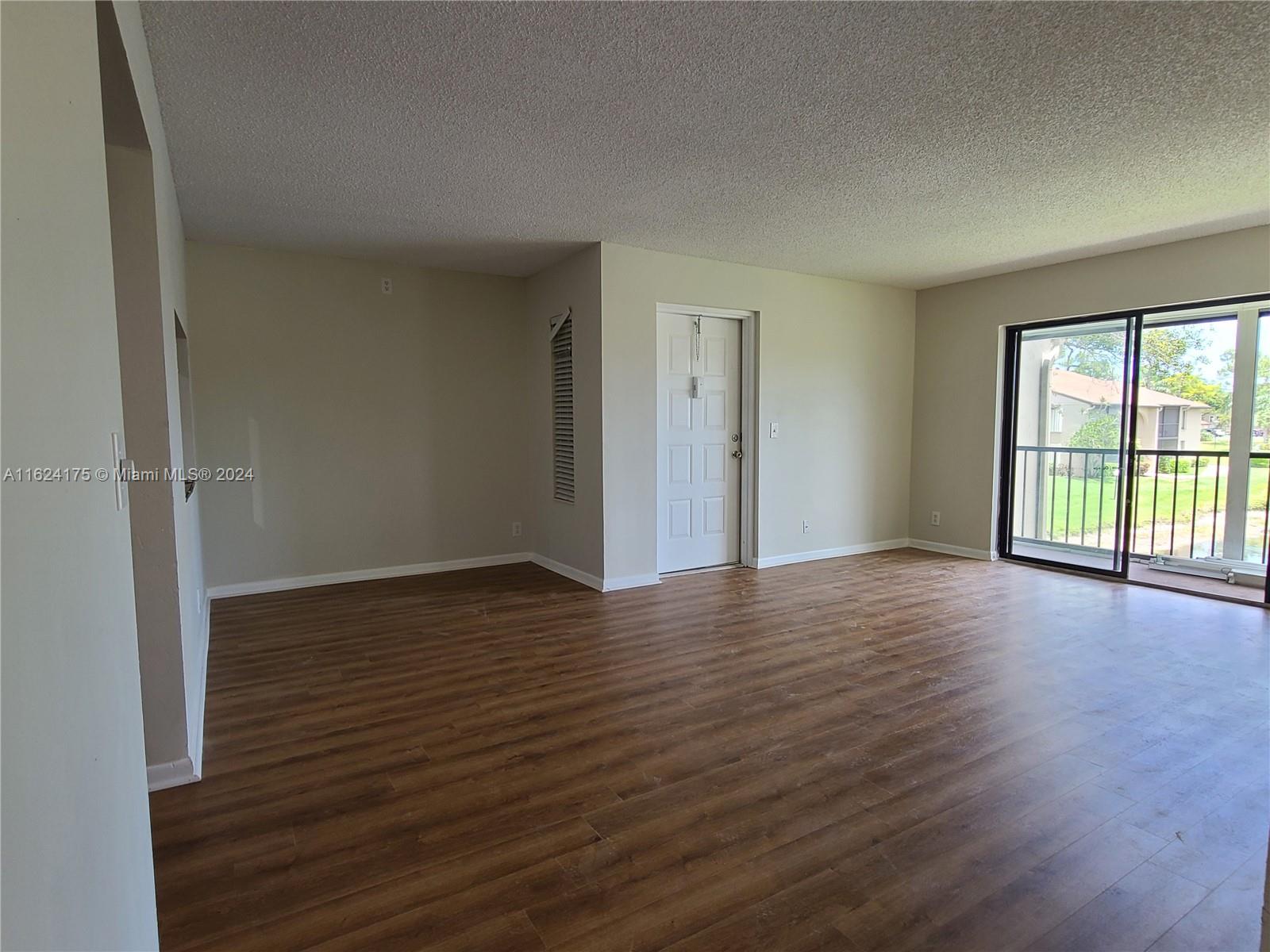 PINE RIDGE NORTH VILLAGE - Residential Lease